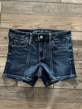 2 pair of American Eagle Denim Shorts MIDI length size 4